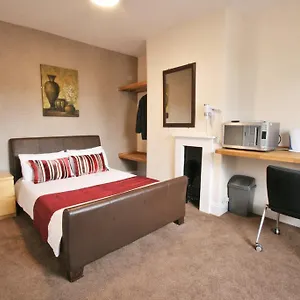 3* Hotel By Roomsbooked